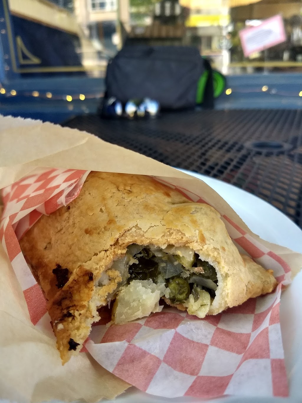 Aphrodites Organic Pie Shop | 3598 W 4th Ave, Vancouver, BC V6R 1N8, Canada | Phone: (604) 738-5879