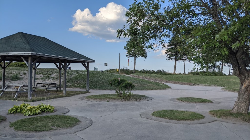 Parlee Beach | 221 Parlee Beach Rd, Pointe-du-Chêne, NB E4P 8V5, Canada | Phone: (506) 532-1597