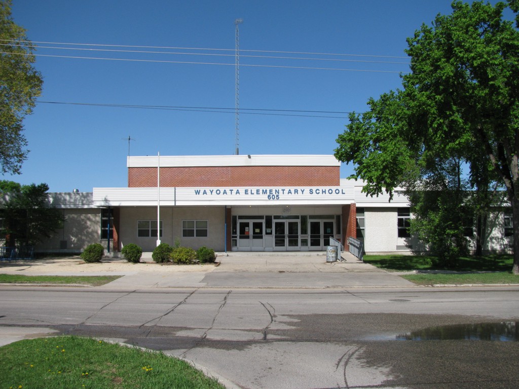 Wayoata Elementary School | 605 Wayoata St, Winnipeg, MB R2C 1J8, Canada | Phone: (204) 958-6840