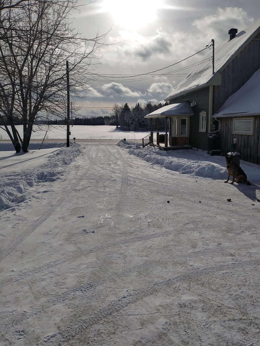 Carriere Ste-Anne-de-la-rochelle | 251 Chemin Uldéric-Brien, Sainte-Anne-de-la-Rochelle, QC J0E 2B0, Canada | Phone: (450) 532-2899