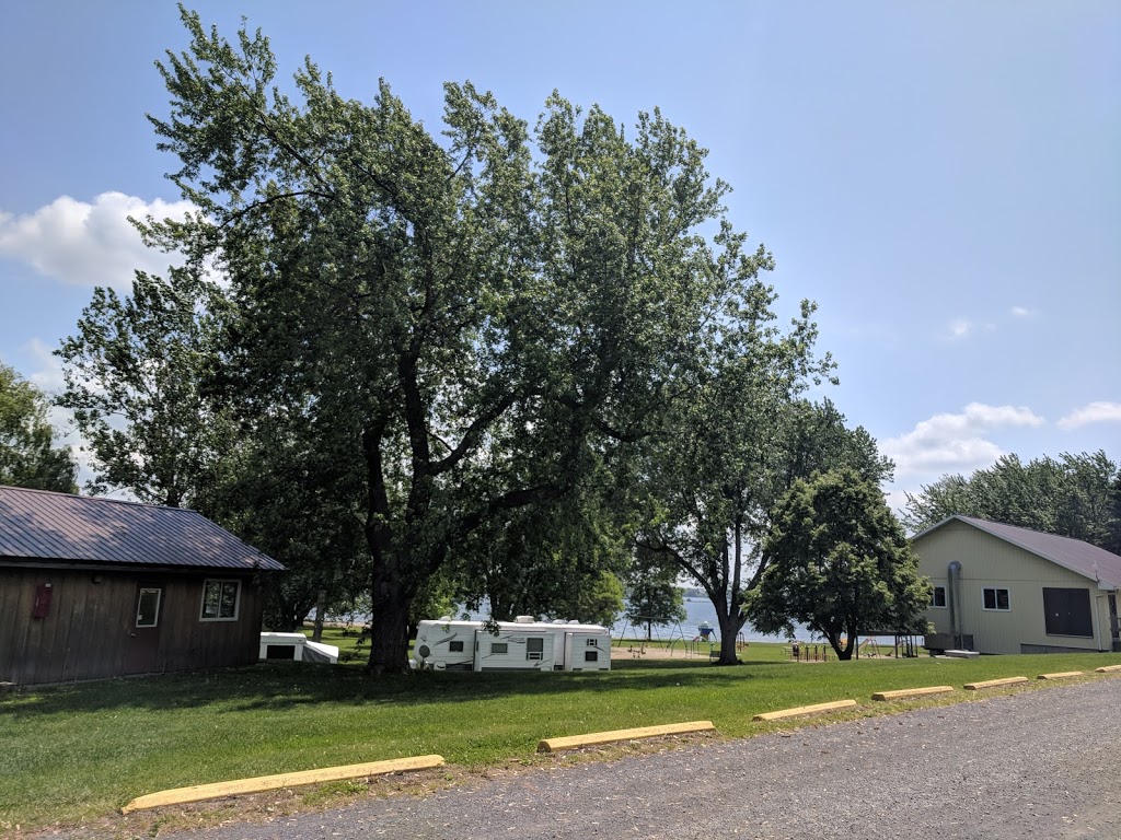 Grenville Park Camping & Rv Park | 2323 2, Johnstown, ON K0E 1T1, Canada | Phone: (613) 925-5055