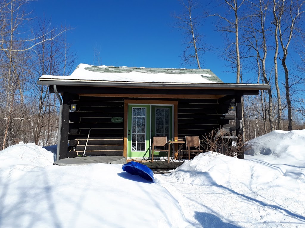 Chalets Enchantés | 4000 Boulevard Trudel E, Saint-Boniface, QC G0X 2L0, Canada | Phone: (819) 698-9988
