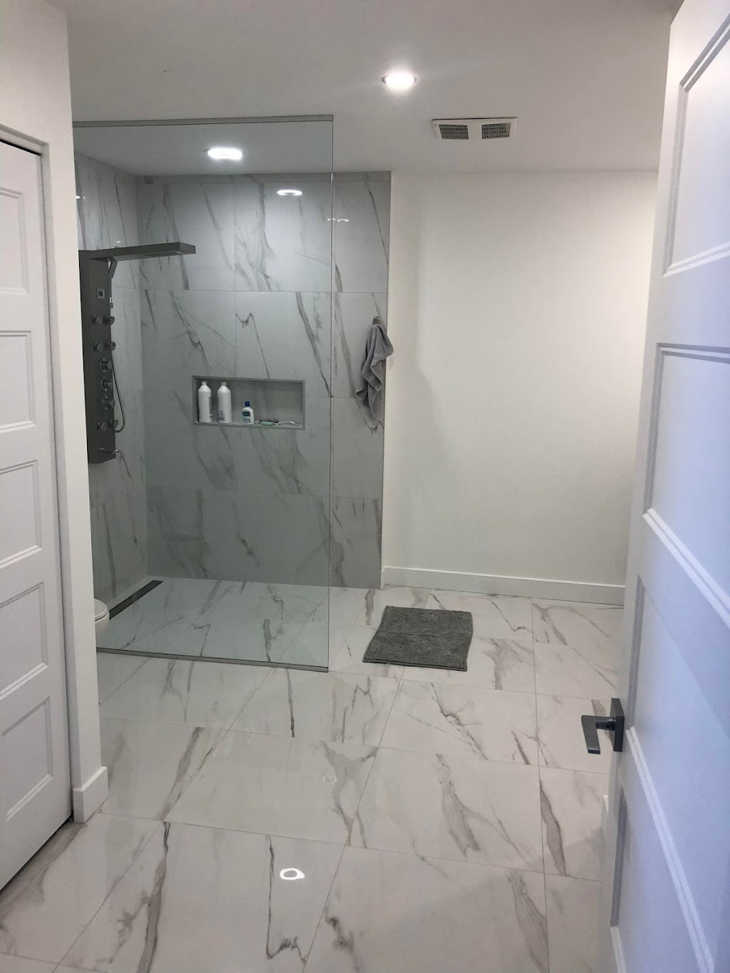 Céramique Plus | 29 Rue Tessier, Saint-Jean-sur-Richelieu, QC J2X 5N6, Canada | Phone: (514) 992-4737