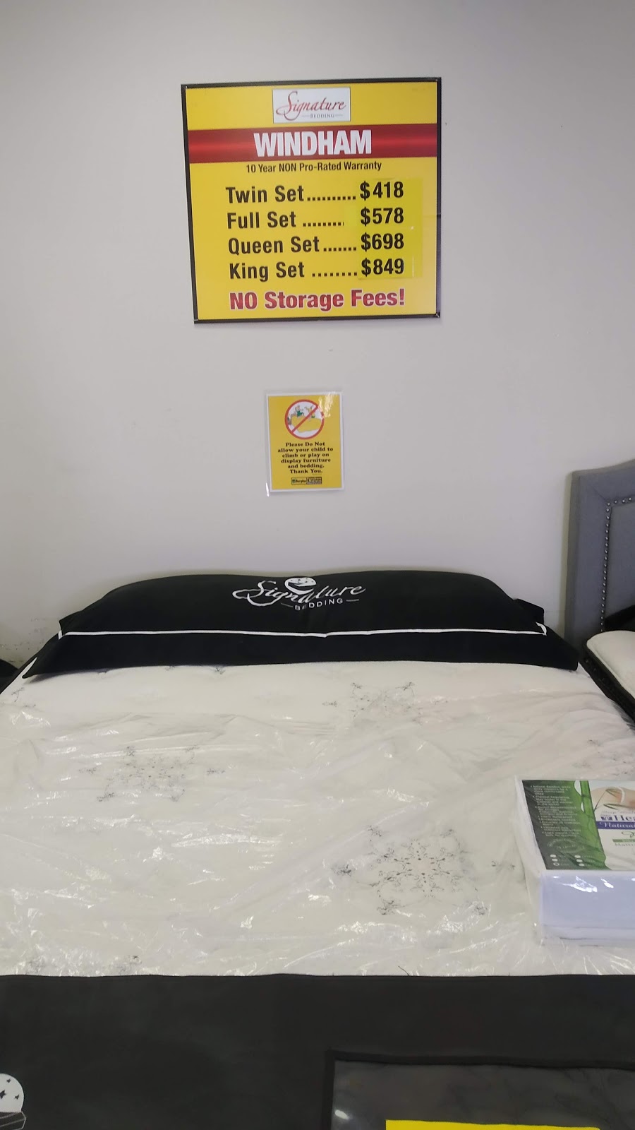 Surplus Furniture Mattress Warehouse 1295 Courtland Ave E