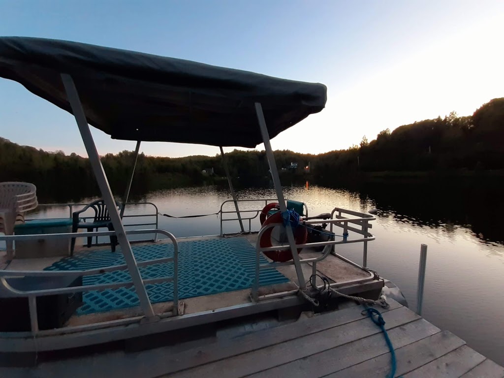 ÎLE PARADISE ISLAND | 1783 Montée dArgenteuil, Saint-Adolphe-dHoward, QC J0T 2B0, Canada | Phone: (514) 702-5650