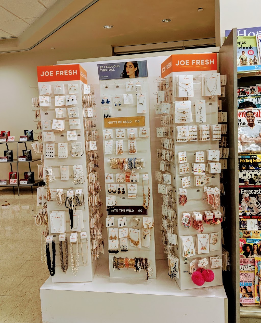 Shoppers Drug Mart | 45 Overlea Blvd, Toronto, ON M4H 1C3, Canada | Phone: (416) 421-5141