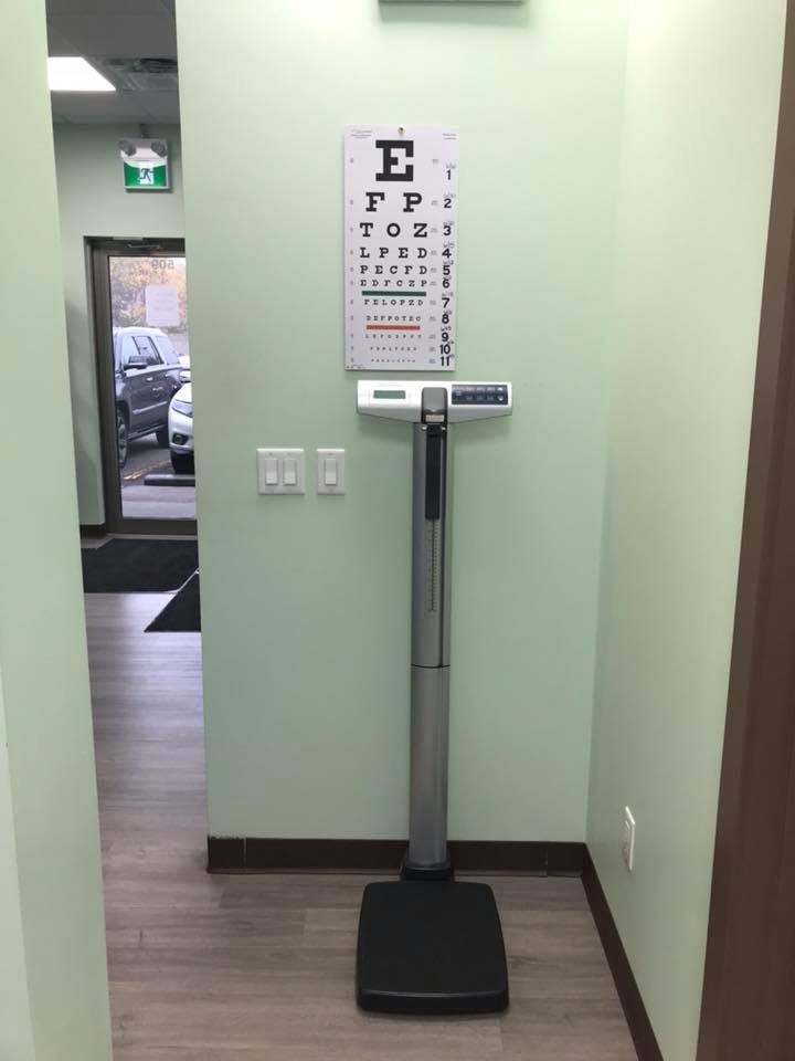 Signature Medical Centre, Walk In Clinic (Signature Park, Signal | 513-1851 Sirocco Dr SW, Calgary, AB T3H 4R5, Canada | Phone: (403) 454-7550