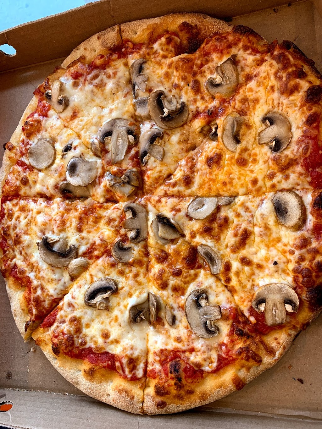 Pizza Pizza | 5602 Tenth Line W #114, Mississauga, ON L5M 7L5, Canada | Phone: (416) 967-1111