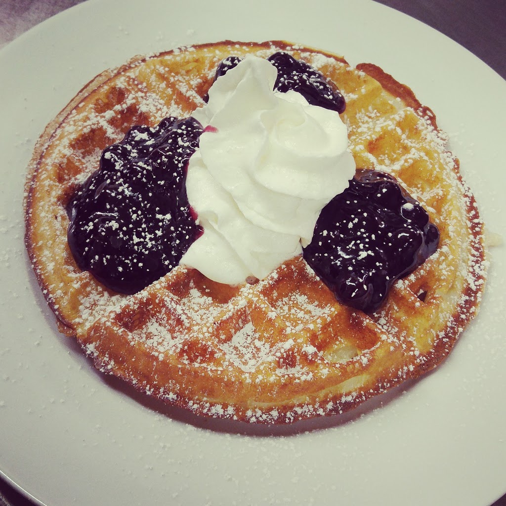 Lindas Eating Place & Coffee Shop | 1027 Bayfield St, Midhurst, ON L9X 0N1, Canada | Phone: (705) 739-8671