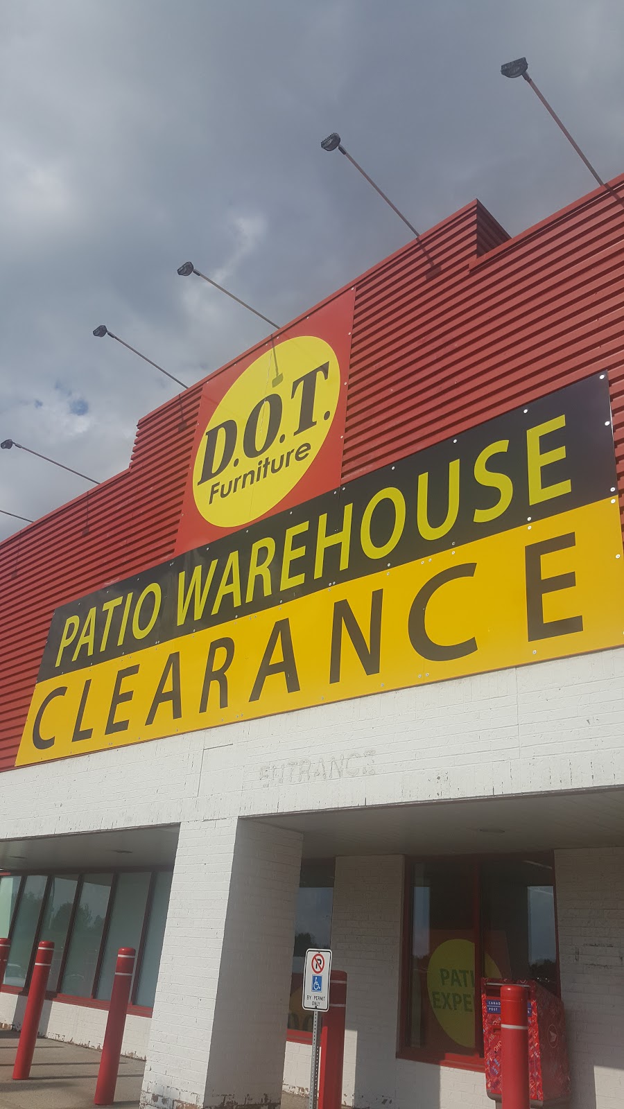 D.O.T. Furniture Clearance Weston | 2625E Weston Rd, North York, ON M9N 3X2, Canada | Phone: (416) 241-1511