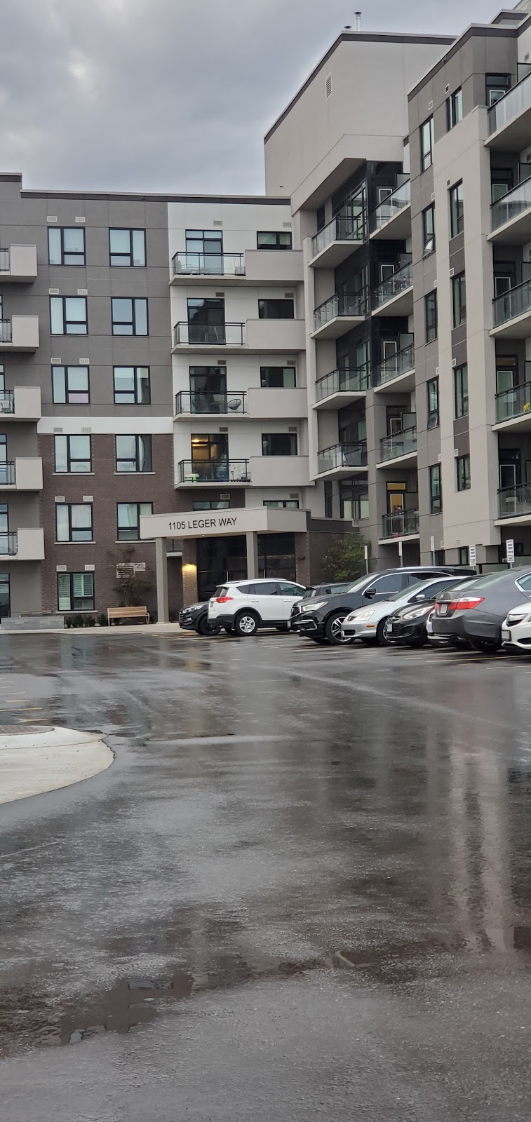 Hawthorne South Village Condos | 1105 Leger Way, Milton, ON L9E 1K7, Canada | Phone: (905) 507-6726