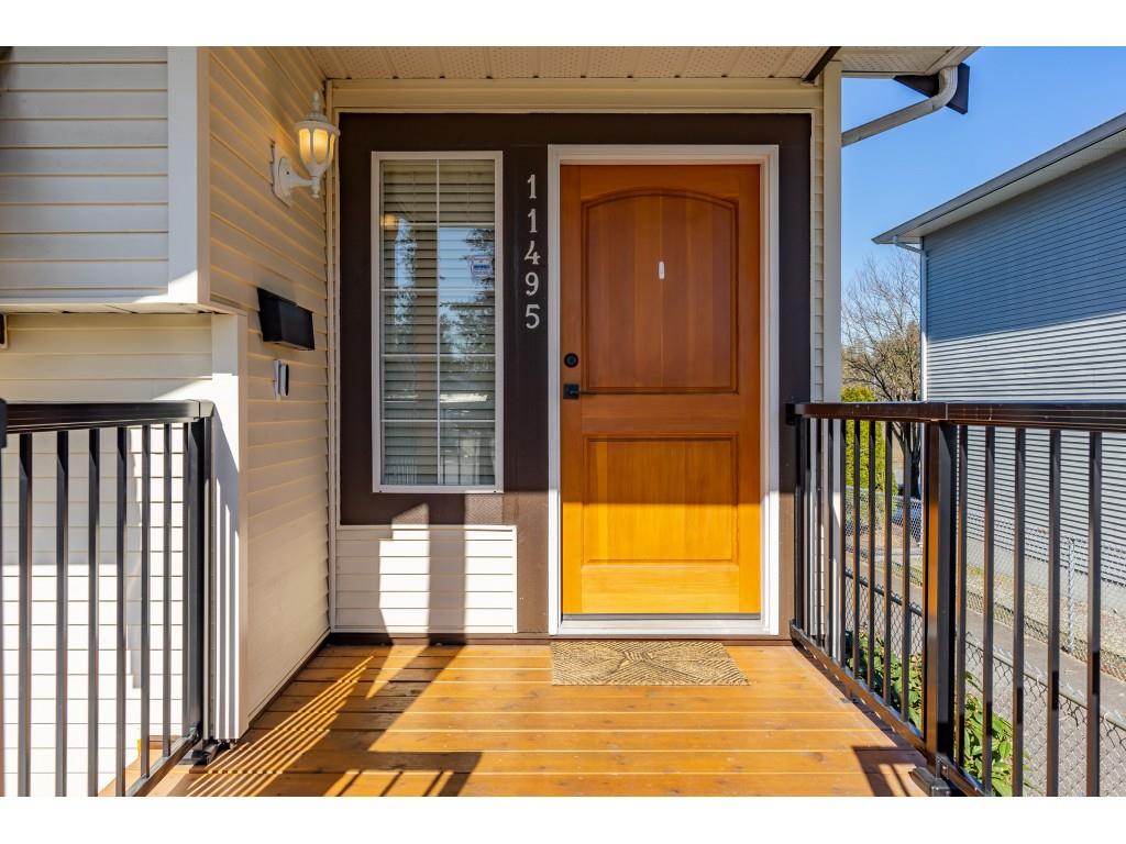 Sandy Hachey Real Estate | 22308 Dewdney Trunk Rd #888, Maple Ridge, BC V2X 3J2, Canada | Phone: (604) 345-4212