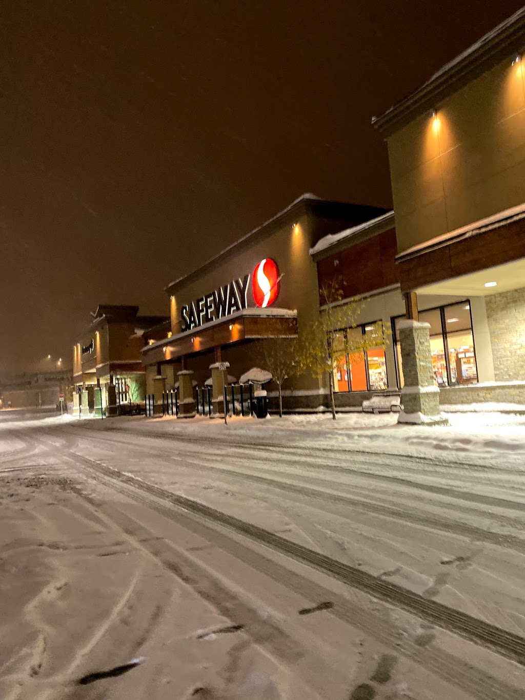 Safeway Aspen | 375 Aspen Glen Landing SW, Calgary, AB T3H 0N6, Canada | Phone: (403) 217-5521