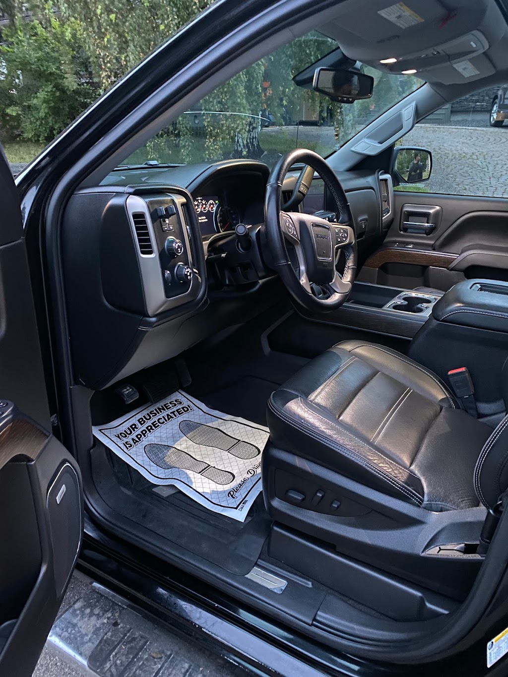 Skyline Auto Detailing | 3531 7 Ave SW, Calgary, AB T3C 0C9, Canada | Phone: (403) 992-6514