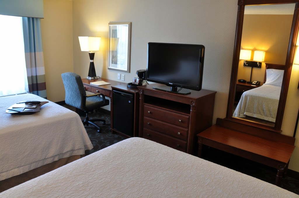 Hampton Inn & Suites by Hilton Toronto Airport | 3279 Caroga Dr, Mississauga, ON L4V 1A3, Canada | Phone: (905) 671-4730