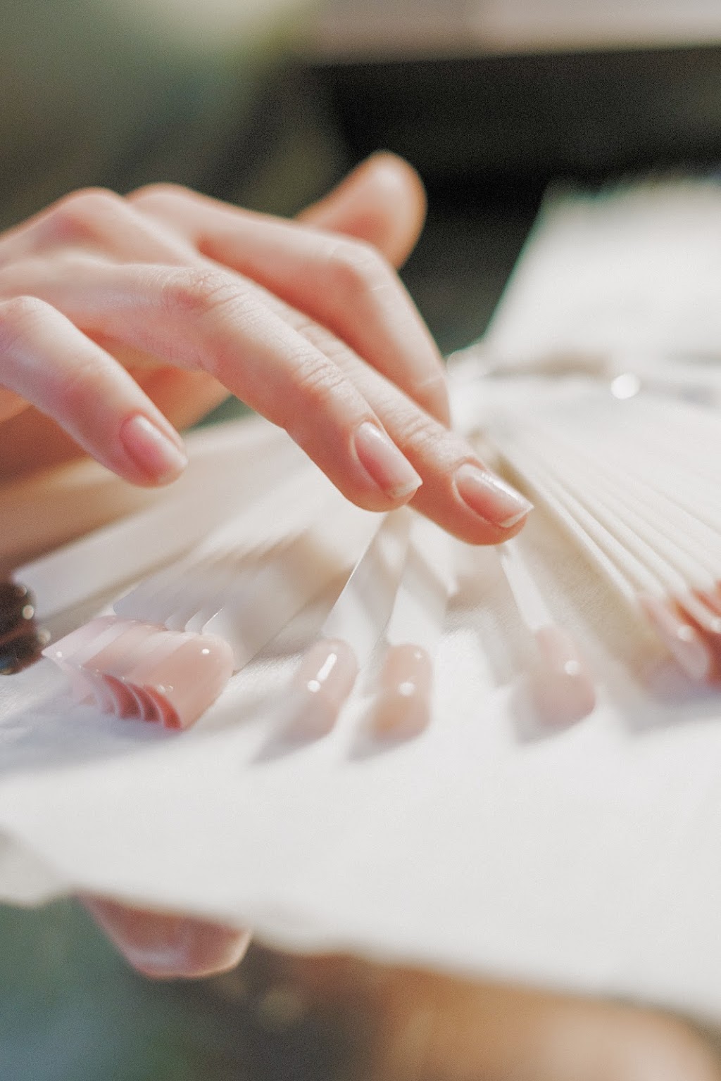 The Nail Nook | 5671 Hammond Bay Rd, Nanaimo, BC V9T 5N2, Canada | Phone: (250) 668-2142