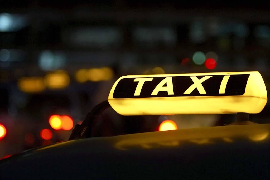 Robert Taxi | 234 Rang Lafrenière, NAP, QC J0L 1Y0, Canada | Phone: (514) 968-2502