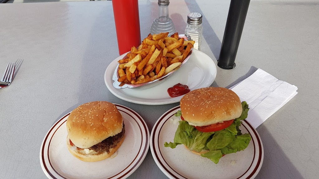 Casse Croute Chez Mom Patate | 280 Rue Principale, Plaisance, QC J0V 1S0, Canada | Phone: (819) 427-6562