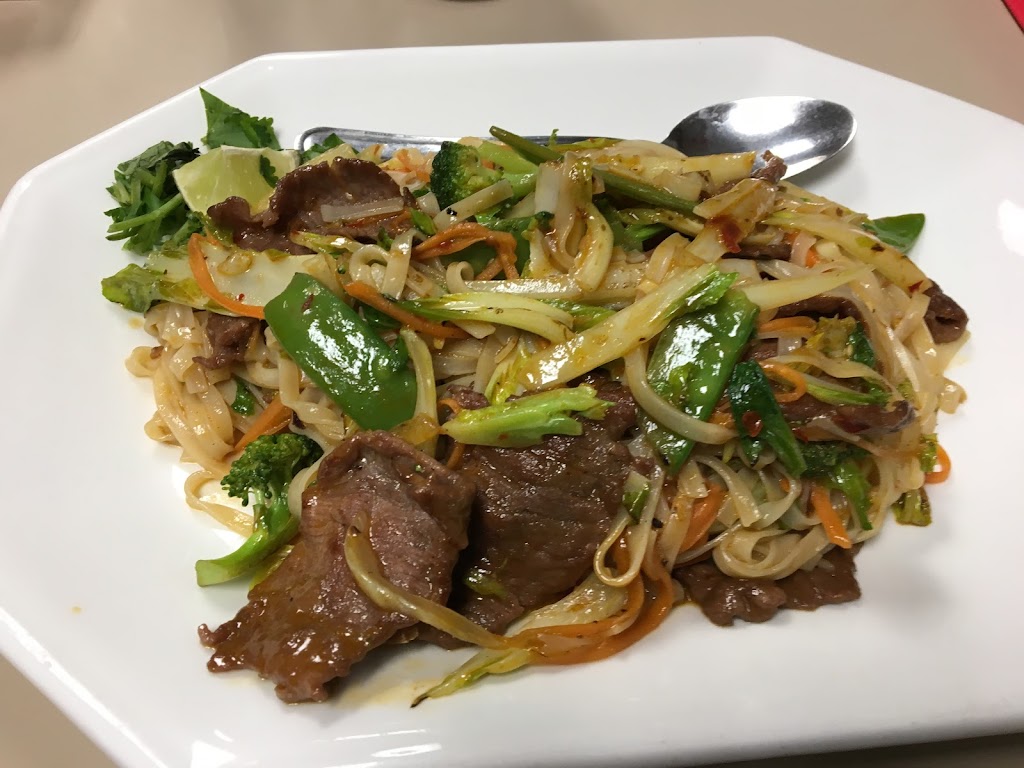 Binh Thanh Restaurant | 882 Dundas St, Woodstock, ON N4S 1H3, Canada | Phone: (519) 537-5292