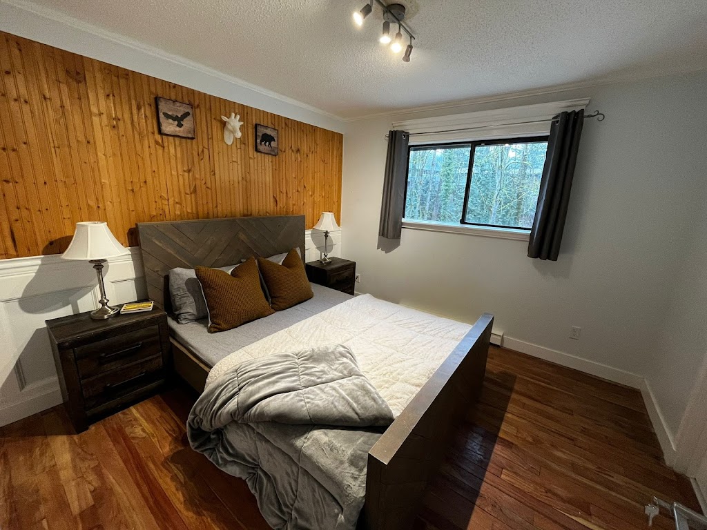 Airbnb Vancouver | 35244 McKee Rd, Abbotsford, BC V2S 6K6, Canada | Phone: (587) 576-5549