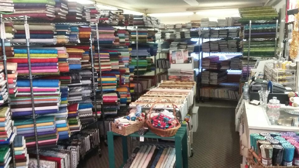 Country Stitches | 10 2 Ave, Winfield, AB T0C 2X0, Canada | Phone: (780) 682-2666