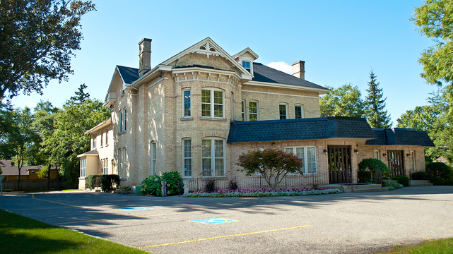 T. Little Funeral Home & Cremation Centre | 223 Main St, Cambridge, ON N1R 1X2, Canada | Phone: (519) 623-1290