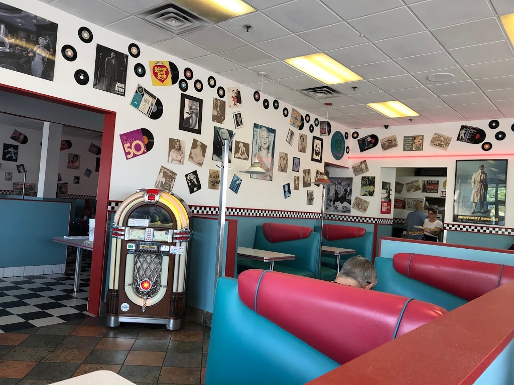 Fifties Diner | restaurant | 649 Fourth Line, Oakville, ON L6L 5B3, Canada | 9058490308 OR +1 905-849-0308