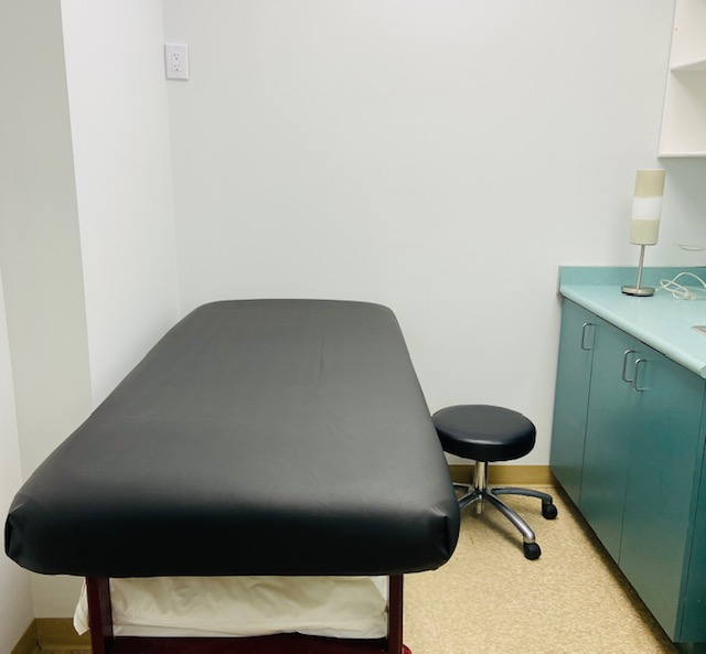 Realign Physio & Wellness Center | 1201 Britannia Rd W #7c, Mississauga, ON L5V 1N2, Canada | Phone: (647) 945-7561