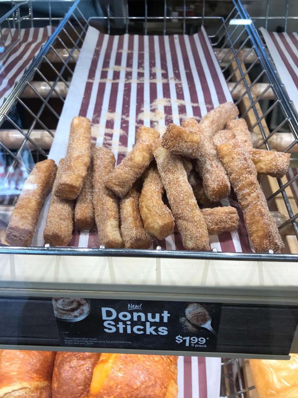 Tim Hortons | 1500 Finch Ave E, North York, ON M2J 4Y6, Canada | Phone: (416) 494-6794