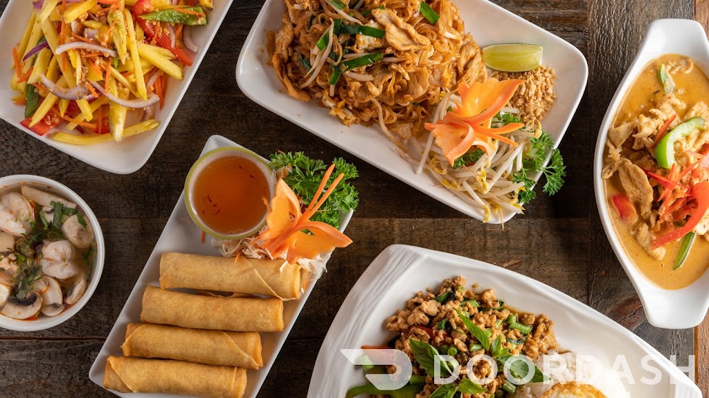 Champa Thai Cuisine | 193 King Edward Ave, Ottawa, ON K1N 7L4, Canada | Phone: (613) 321-4122