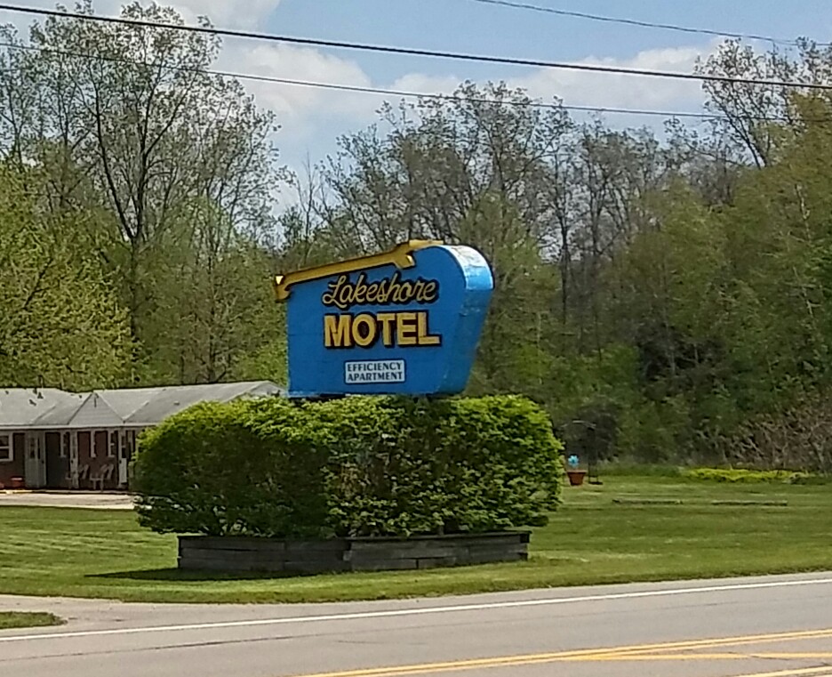 Lakeshore Motel & Apartments | 5962 Lakeshore Rd, Fort Gratiot Twp, MI 48059, USA | Phone: (810) 385-4242
