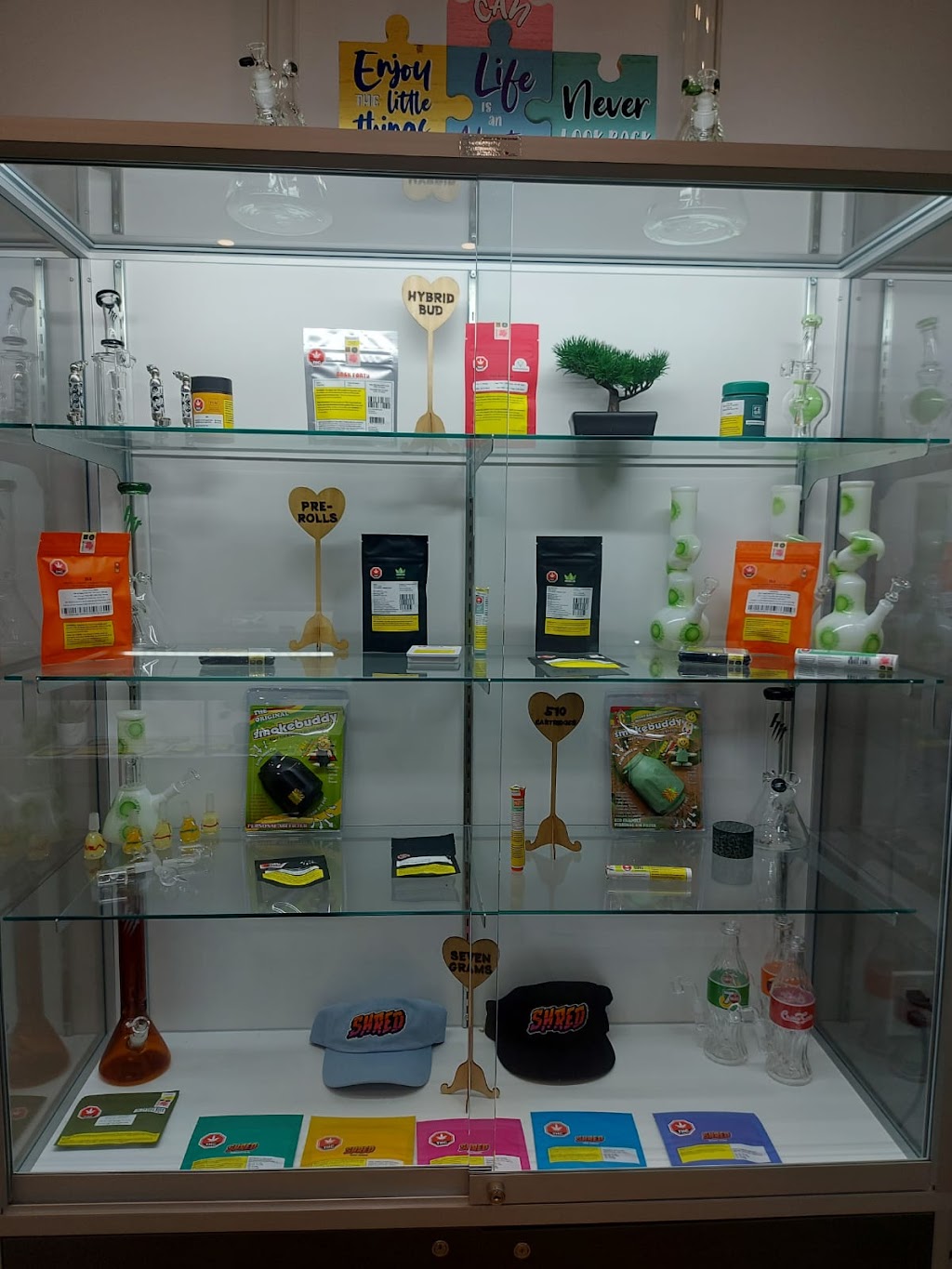 Pure Plant Cannabis | 12 ON-518 Unit C, Emsdale, ON P0A 1J0, Canada | Phone: (647) 909-1214