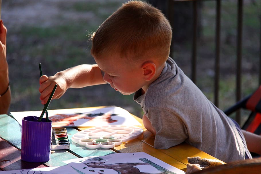 French Immersion Nature Play Space | 3 Silverdale Crescent, London, ON N5Z 4A5, Canada | Phone: (519) 312-8950