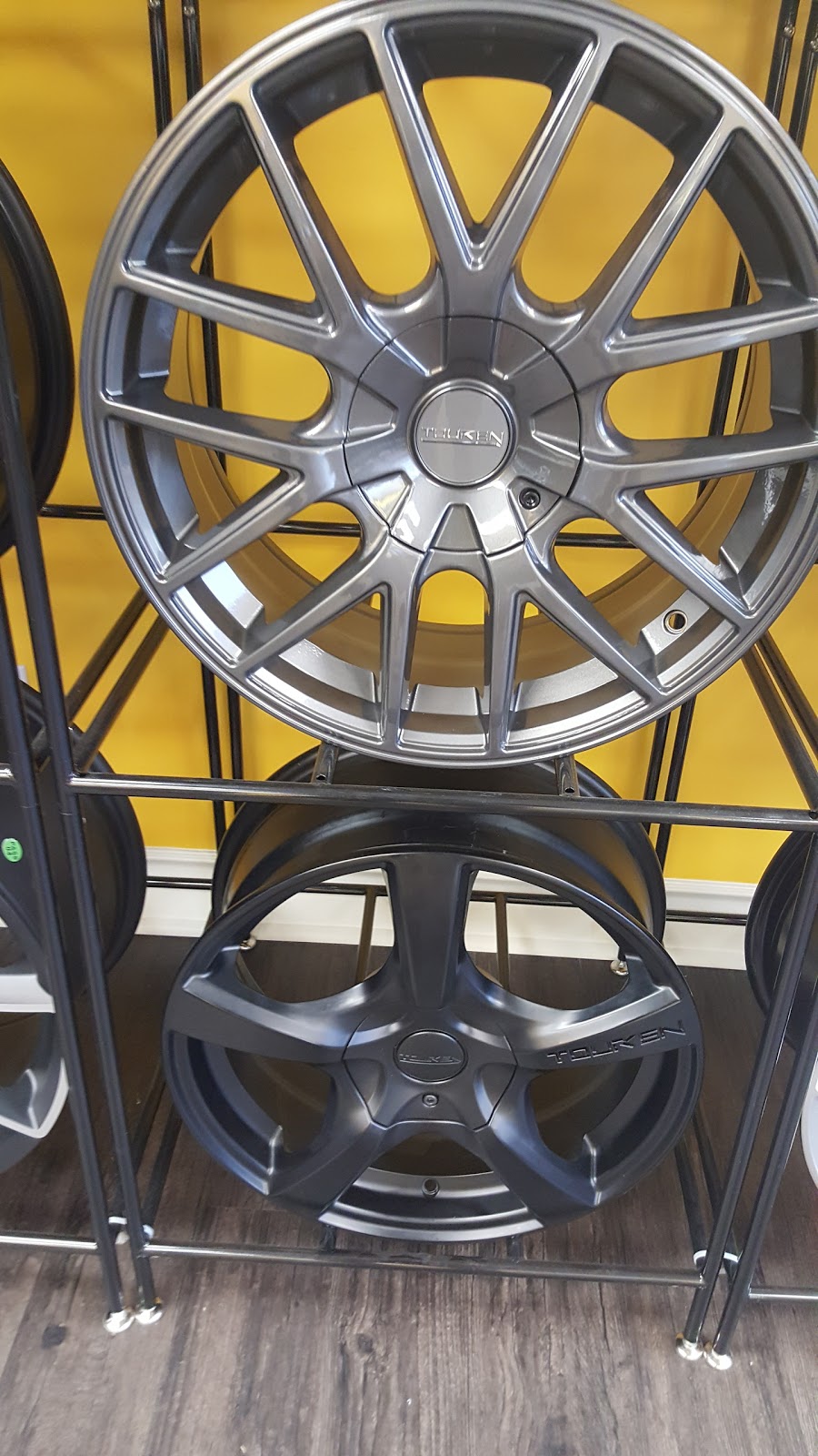 1010Tires | 3470 Laird Rd #8, Mississauga, ON L5L 5Y4, Canada | Phone: (647) 494-8842