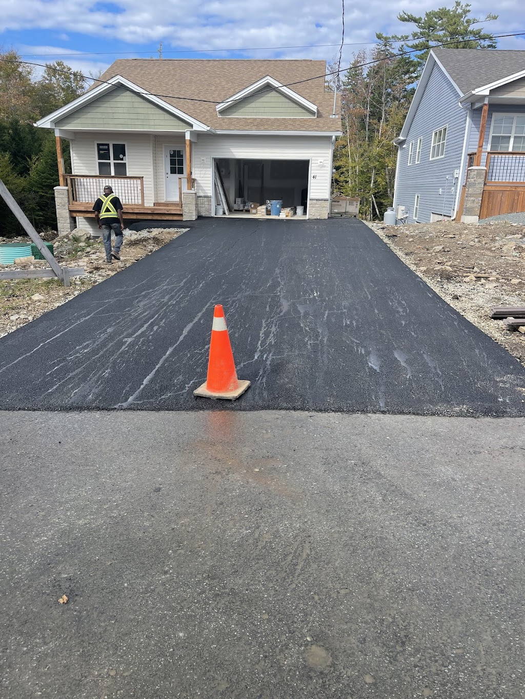 Simmons Paving Co Ltd | 17 Wilfred Joseph Dr, North Preston, NS B2Z 1A4, Canada | Phone: (902) 434-6212