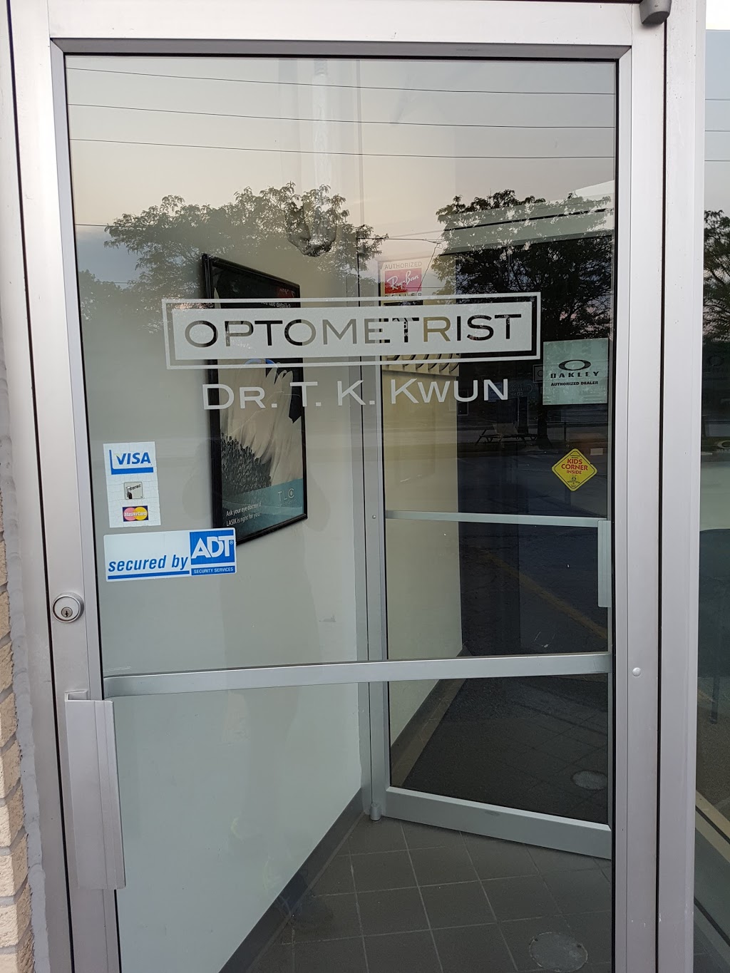 Kwun T K Dr | 1050 Simcoe St N, Oshawa, ON L1G 4W5, Canada | Phone: (905) 436-9344