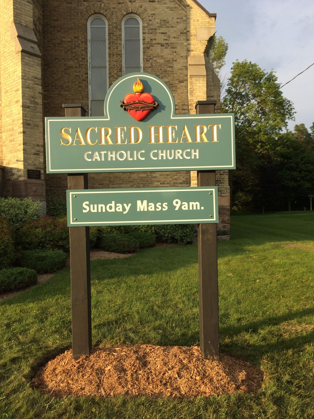 Sacred Heart Church | 9141 ON-6, Kenilworth, ON N0G 2E0, Canada | Phone: (519) 848-3210