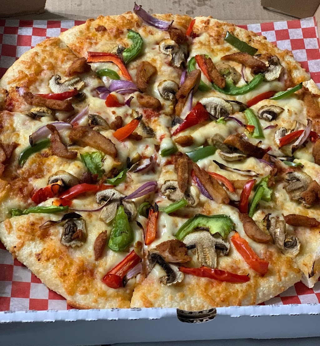 Pizza Hausle and Broaster Chicken | 11154 11th St NE #150, Calgary, AB T3K 2R5, Canada | Phone: (587) 230-0786