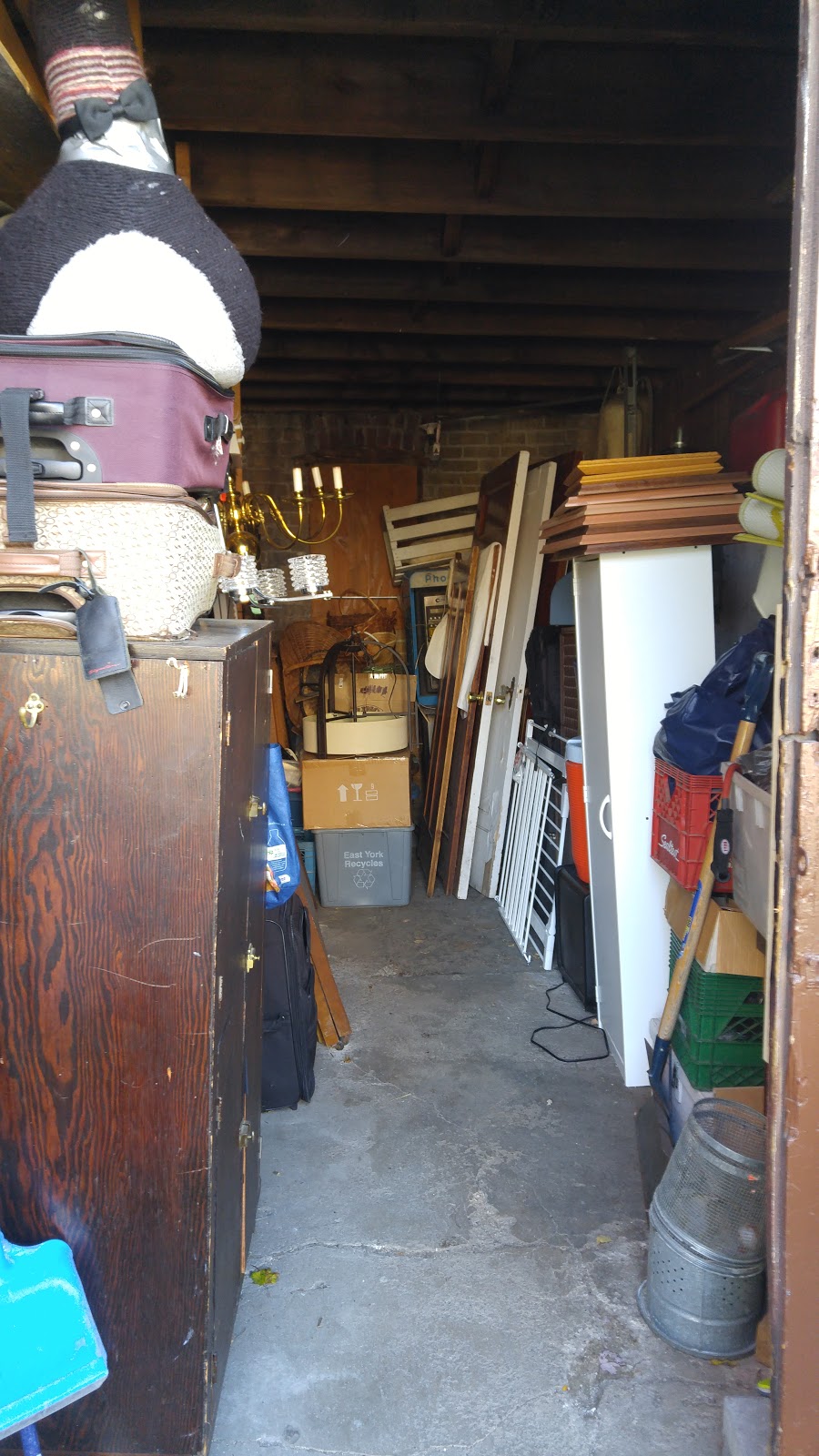 SEEDS Garage Sales | 1 Browning Ave, Toronto, ON M4K 1V6, Canada | Phone: (647) 444-5534