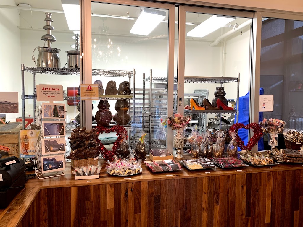 Le Chocolatier | 701 Benchlands Trail #121, Canmore, AB T1W 3G9, Canada | Phone: (403) 679-3351