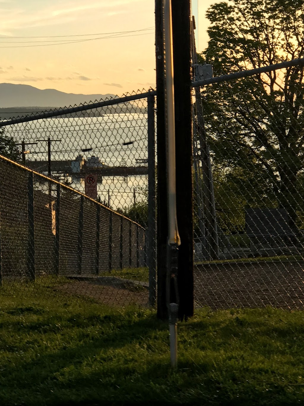 Lowell Elementary School | 935 14th St, Bellingham, WA 98225, USA | Phone: (360) 676-6430