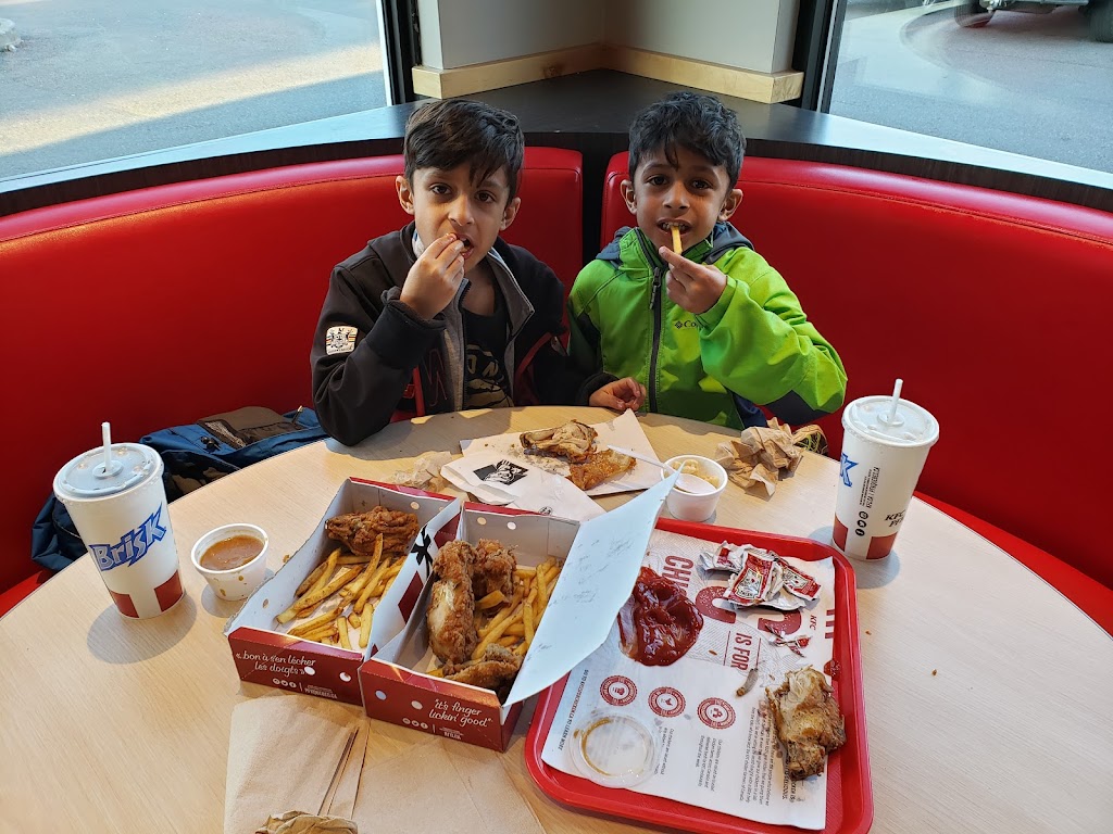 KFC | 230 Queen St E, Brampton, ON L6Y 1M6, Canada | Phone: (905) 457-7422