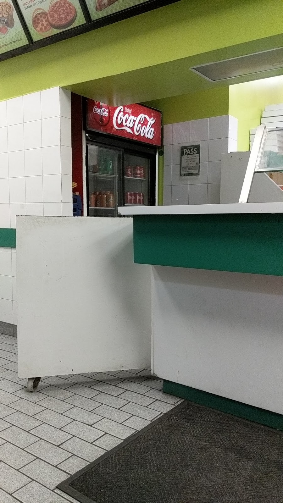 TD Pizza | 3750 Lawrence Ave E, Scarborough, ON M1G 1R1, Canada | Phone: (416) 289-2345
