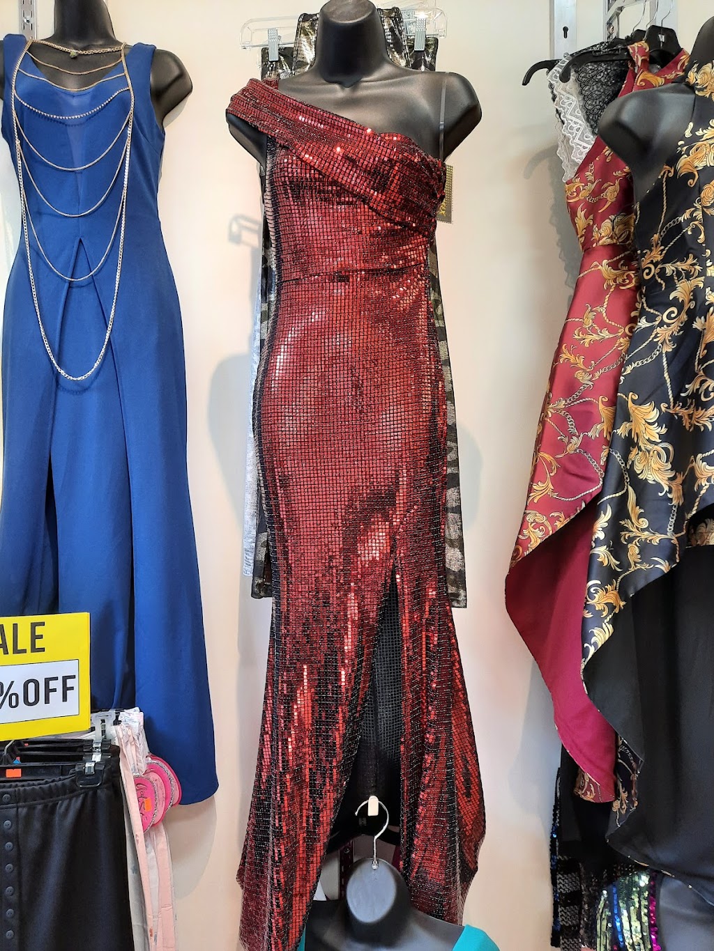 Ideal Look Apparel | 1250 S Service Rd, Mississauga, ON L5E 1V4, Canada | Phone: (647) 771-8131