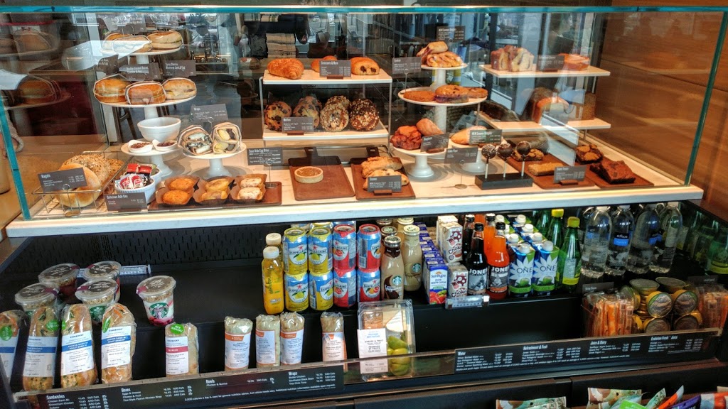 Starbucks | 3585 20 Ave NE, Calgary, AB T1Y 0C1, Canada | Phone: (403) 389-9815
