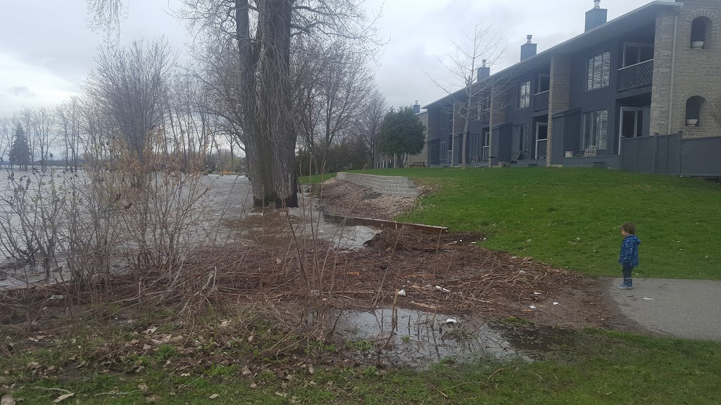 Parc Guertin | 33 Rue Oscar-Guertin, Gatineau, QC J9H 4W5, Canada | Phone: (819) 595-2002