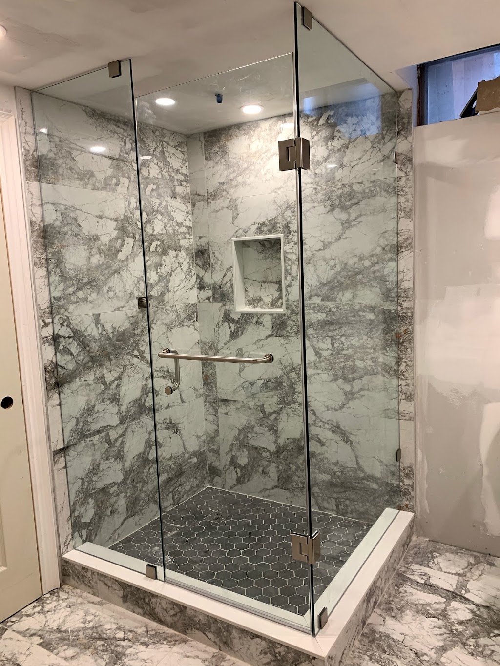 OSCAR GLASS SOLUTIONS INC. | 3 Crew Ct, Barrie, ON L4N 5S4, Canada | Phone: (437) 333-8001