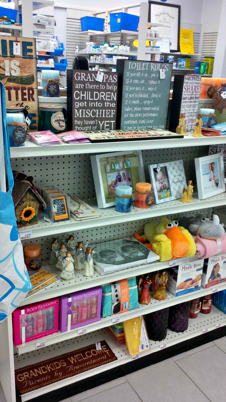 Newburgh Pharmacy | 2068 County Road 1 East, Newburgh, ON K0K 2S0, Canada | Phone: (613) 378-2220