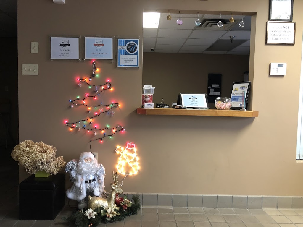 Squeaky Hand Car Wash | 2724 Barnet Hwy, Coquitlam, BC V3B 1B8, Canada | Phone: (604) 945-0993