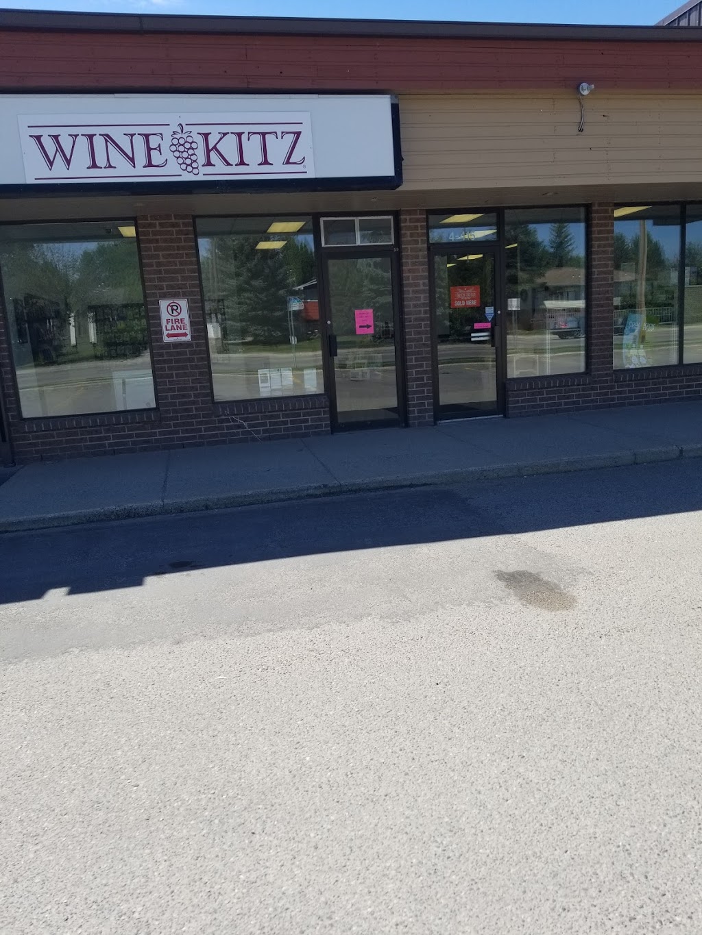 Wine Kitz | 415 115 St E, Saskatoon, SK S7N 2X9, Canada | Phone: (306) 955-7999